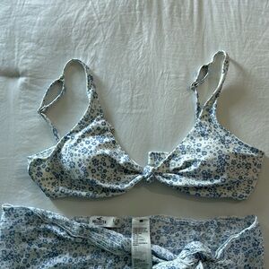 Hollister Blue Floral Bikini with Matching Wrap